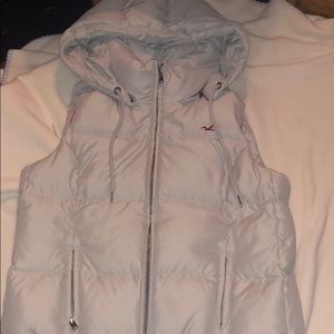 Hollister vest